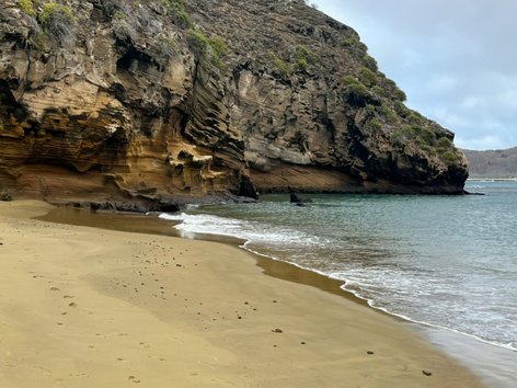 Shoreline and rock formation in the Galápagos Islands