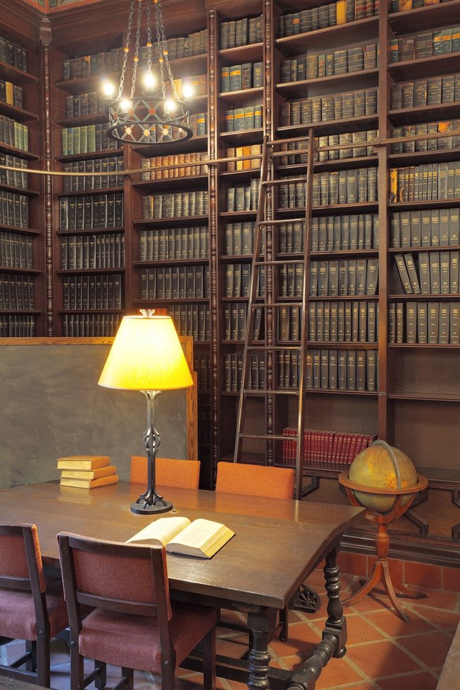 Gates Annex Library