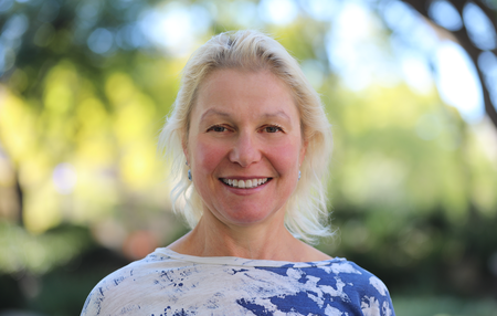 Julia Greer
