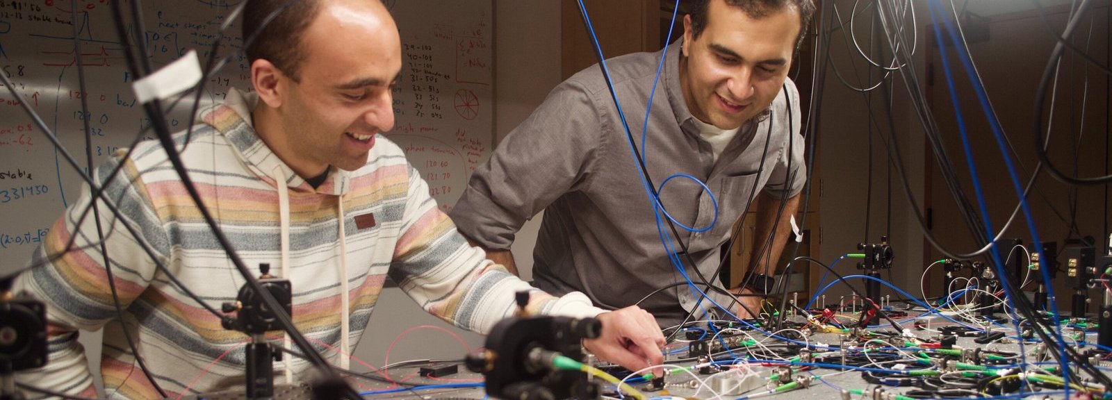 topological experiment Marandi