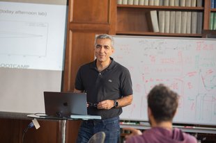 Reza Sadri teaching the EAS AI Bootcamp
