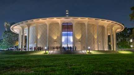 Beckman auditorium at night