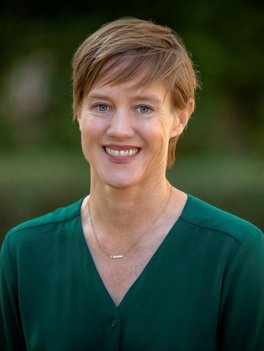 Jen Jahner headshot