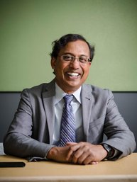 Guruswami (Ravi) Ravichandran