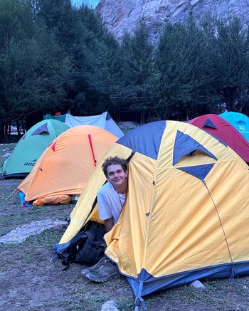 Simon Hempel-Costello, physics graduate student