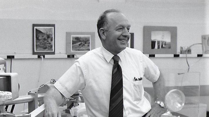 Lee in Lab