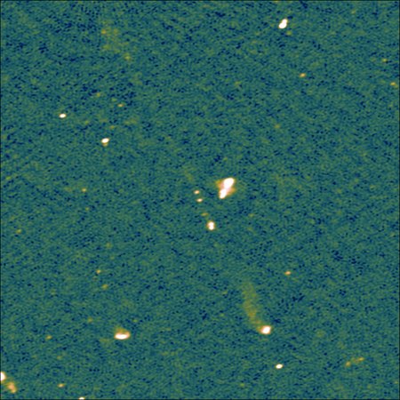 An unlabeled version of the LOFAR image showing the giant jet Porphyrion.