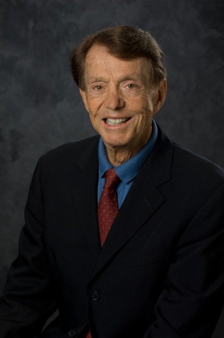 A total of 11 Caltech alumni and faculty have earned the National Medal of Technology and Innovation, starting with Harold Rosen (MS ’48, PhD ’51).