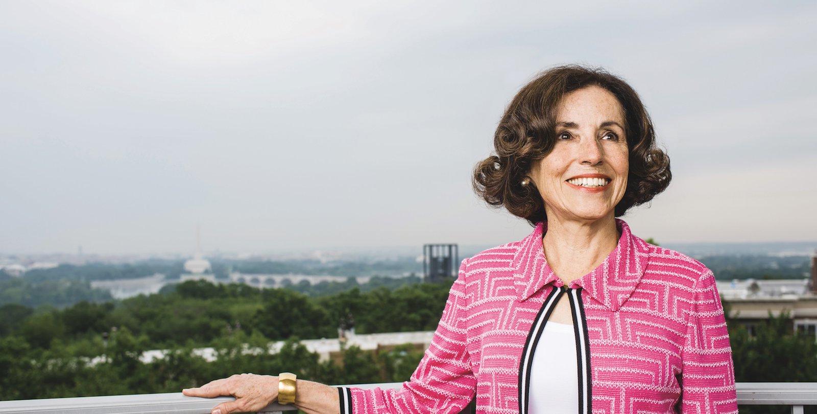 Headshot of France Córdova