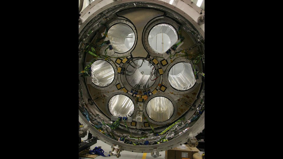 SPIDER's 6 telescopes in their cryostat